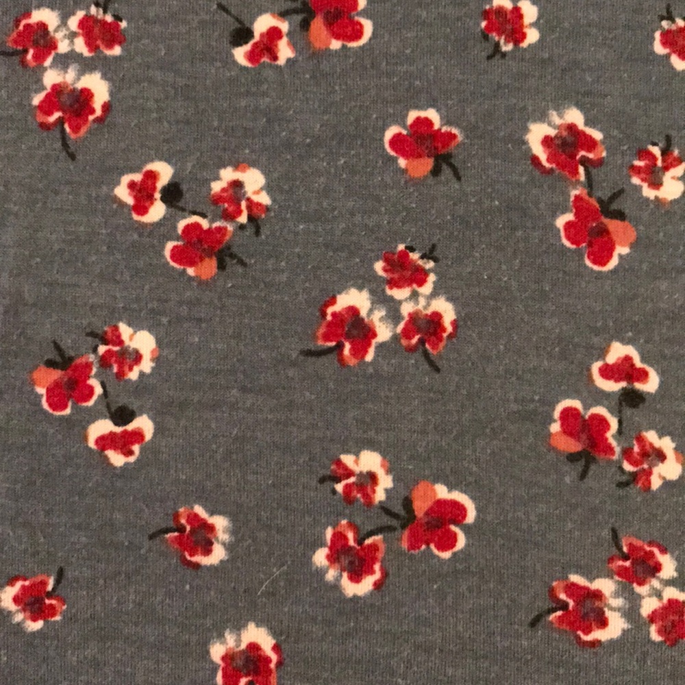 (SOLD) Wallflower Floral Front Tie T-Shirt - Picture 3 of 3